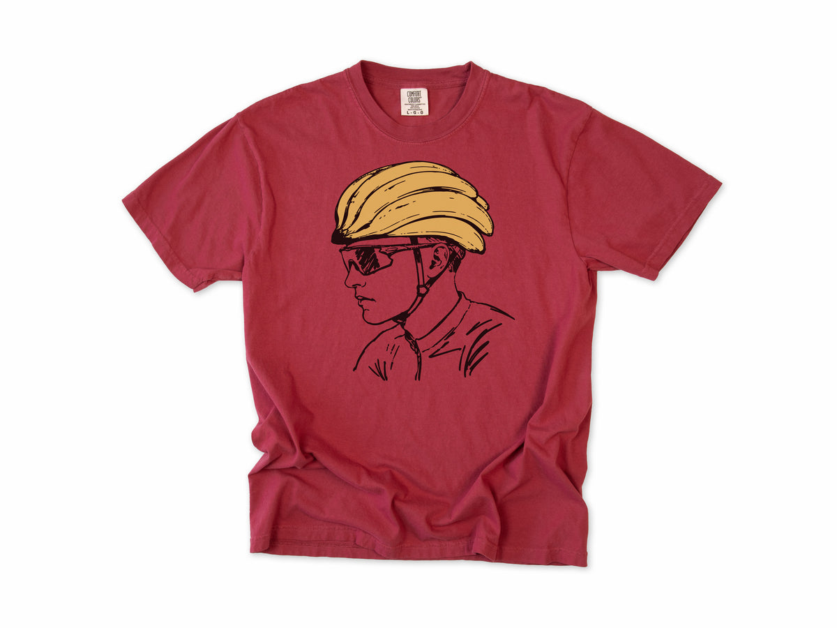 Funny cycling T-shirt in Chili, a line drawing of a cyclist in sunglasses and a banana helmet, for road cyclists