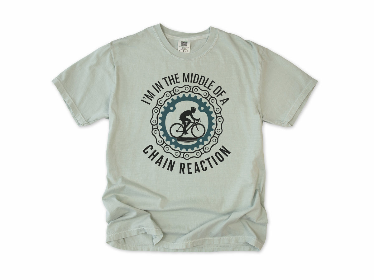 Funny cycling T-shirt in Bay, 'I'm in the middle of a chain reaction', a cyclist in a chainring, for road cyclists